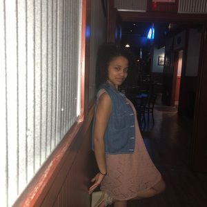 Meet your Posher, Charlene